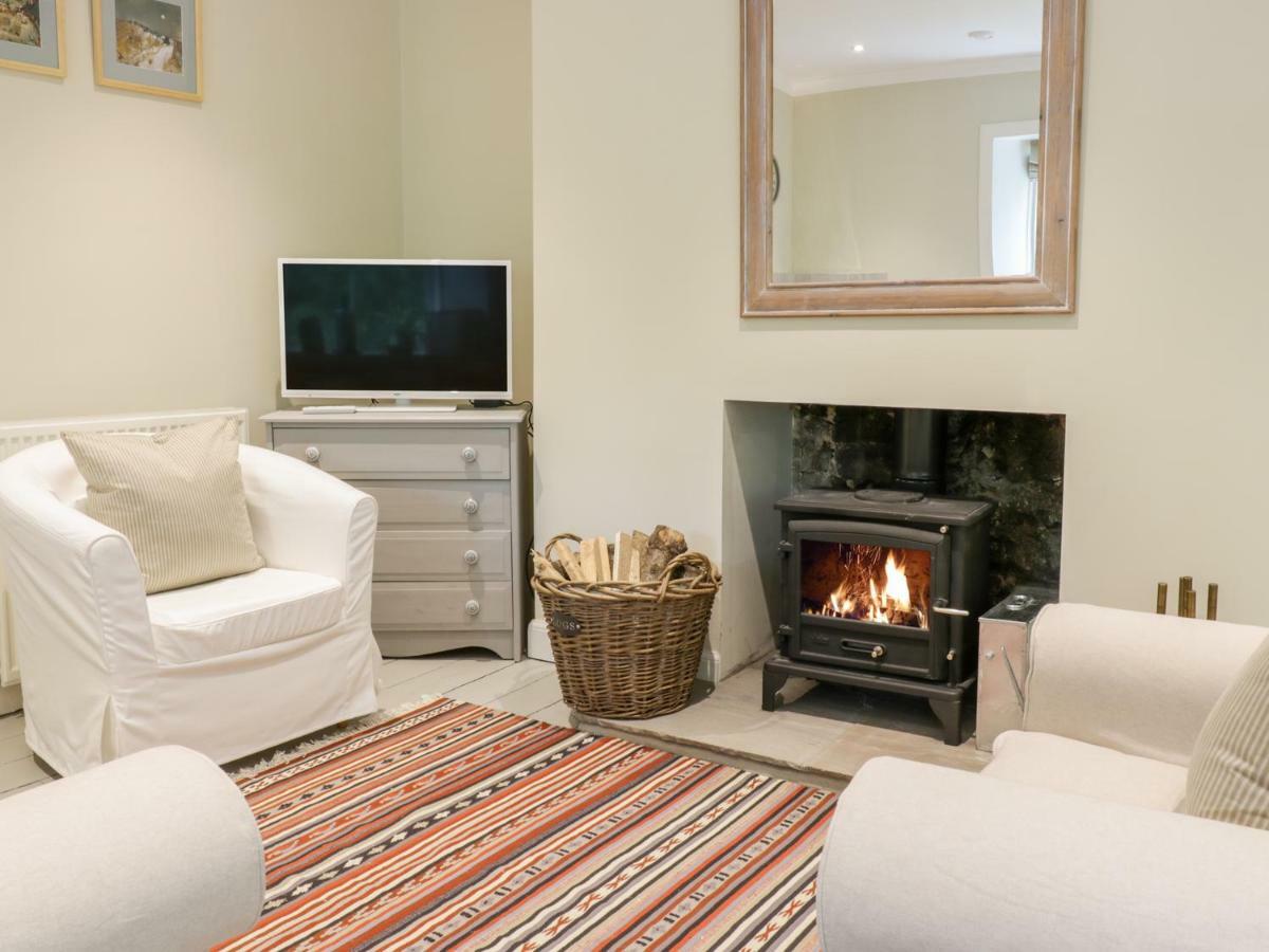 Gate Lodge West Calder Екстериор снимка