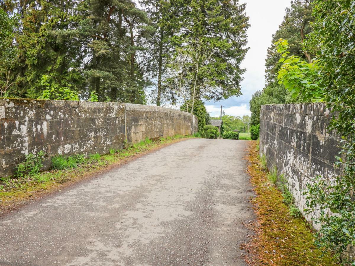 Gate Lodge West Calder Екстериор снимка